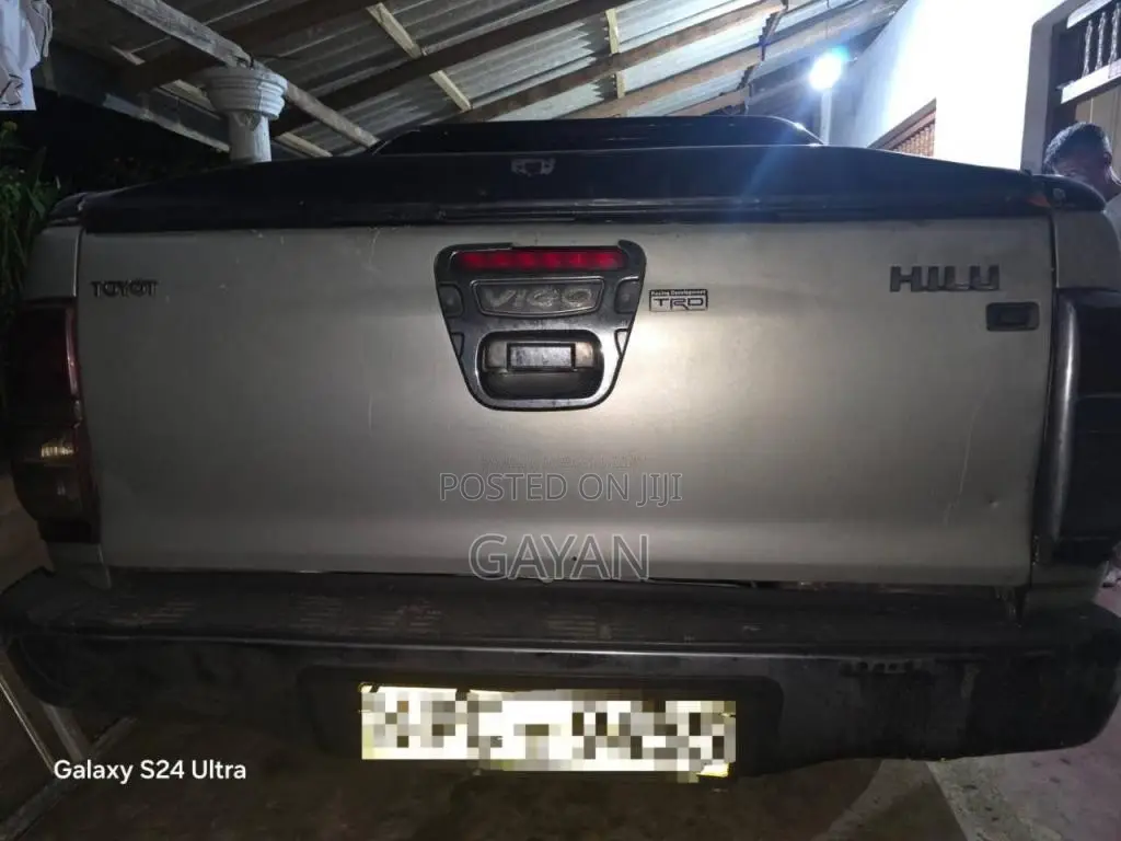 Toyota Hilux 2008 Pickup (Used)