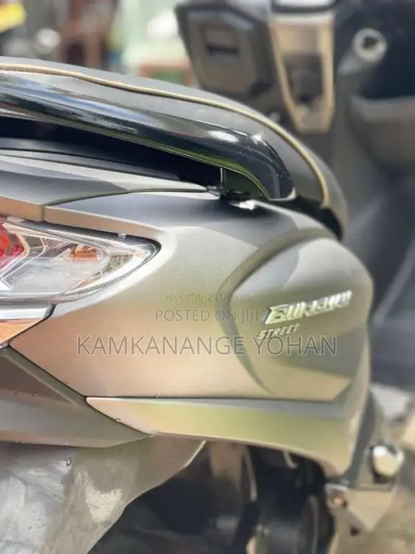 Suzuki Burgman 2019 Motorbike (Used)