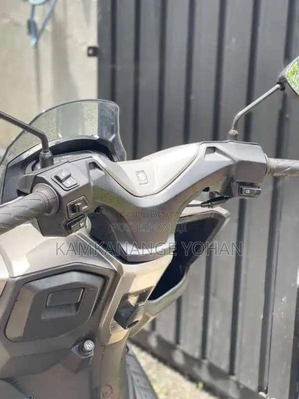 Suzuki Burgman 2019 Motorbike (Used)
