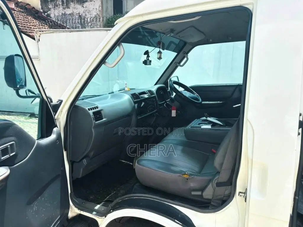 Nissan Vanette 2001 Van (Used)