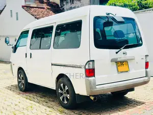 Nissan Vanette 2001 Van (Used)
