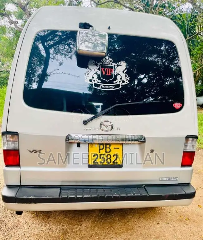 Mazda Bongo 2000 Van (Used)
