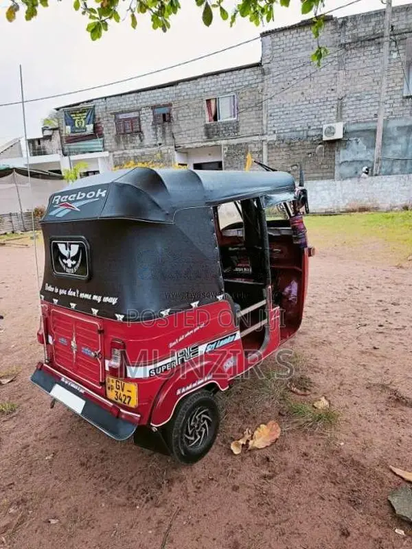 Bajaj 2 Stroke 2000 Three Wheel (Used)