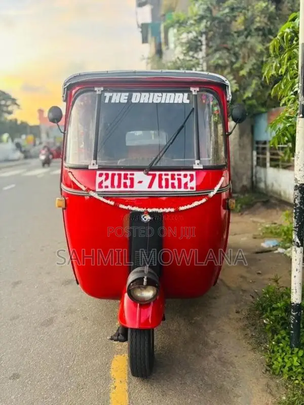 Bajaj RE 1998 Three Wheel (Used)
