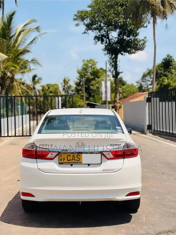 Honda Grace Ex 2016 Car (Used)