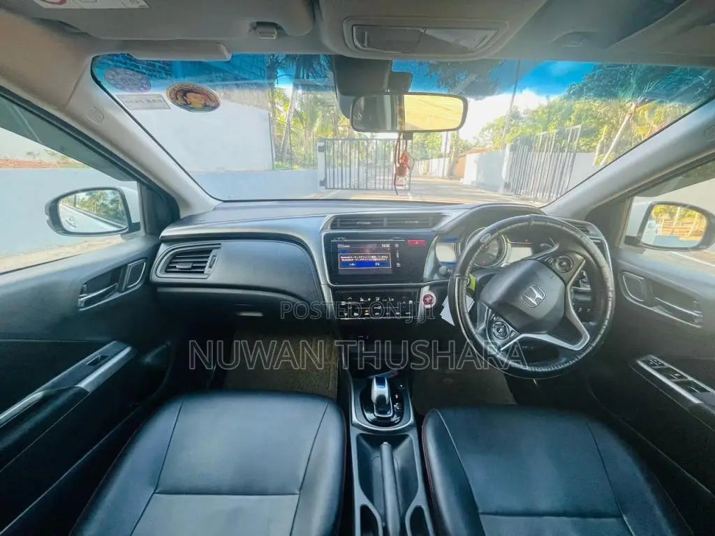 Honda Grace Ex 2016 Car (Used)