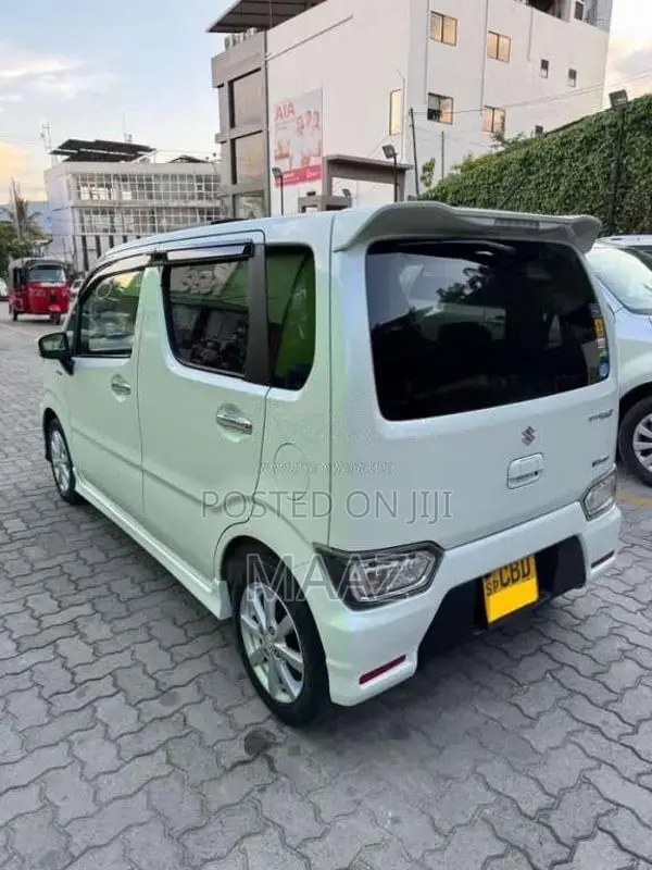 Suzuki Wagon R Stingray 2018 Car (Used)