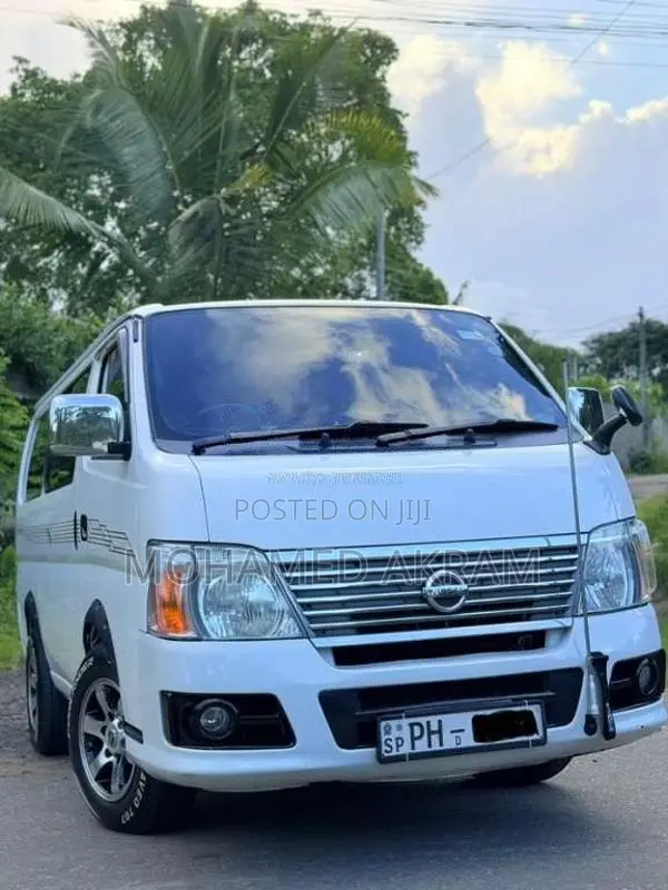 Nissan Caravan E25 2012 Van (Used)