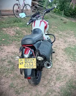 Bajaj V15 2016 Motorbike (Used)