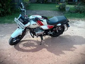 Bajaj V15 2016 Motorbike (Used)