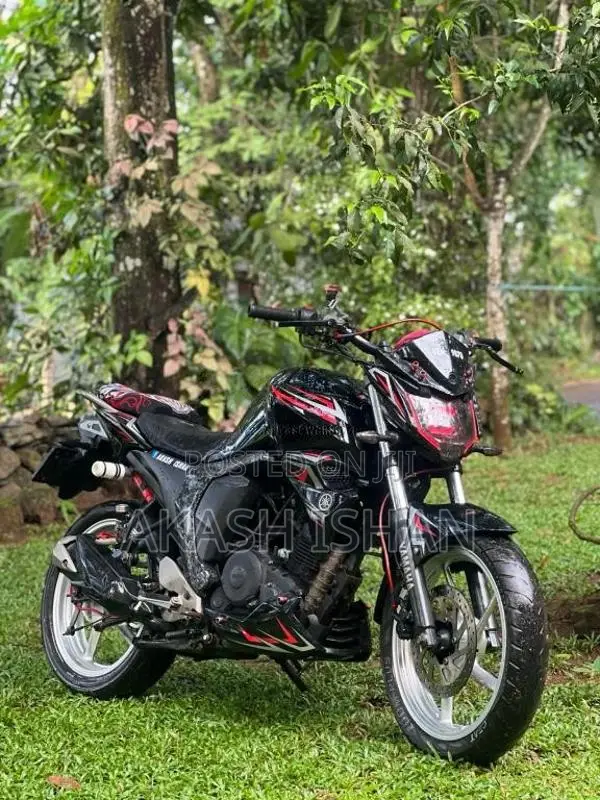 Yamaha Fz Version 2.0 2015 Motorbike (Used)
