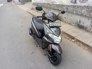 Honda Dio 2016 Motorbike (Used)