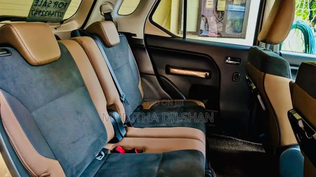 Suzuki Xbee 2023 SUV (Used)