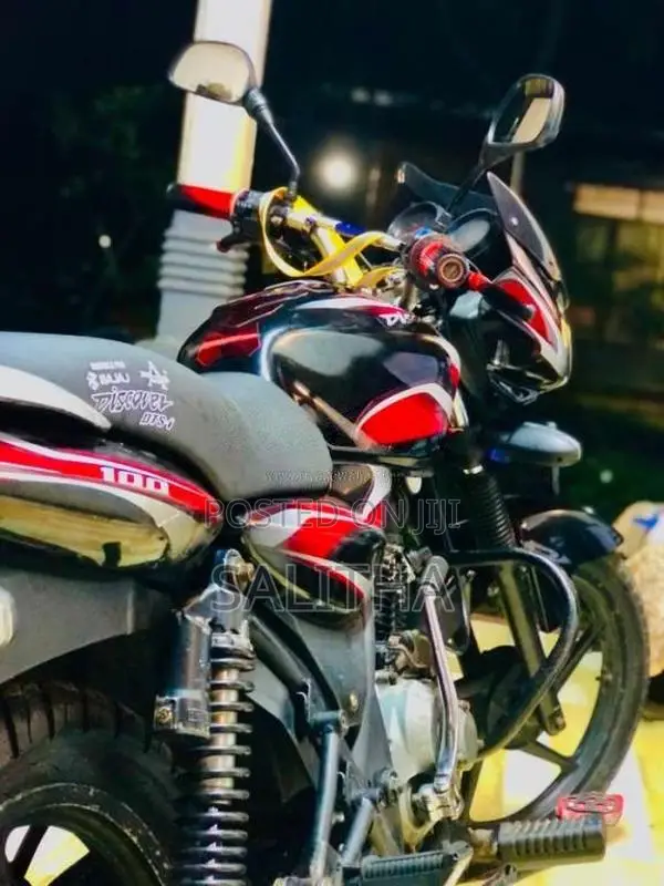 Bajaj Discover 2010 Motorbike (Used)