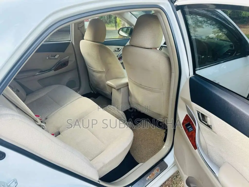 Toyota Premio 2014 Car (Used)