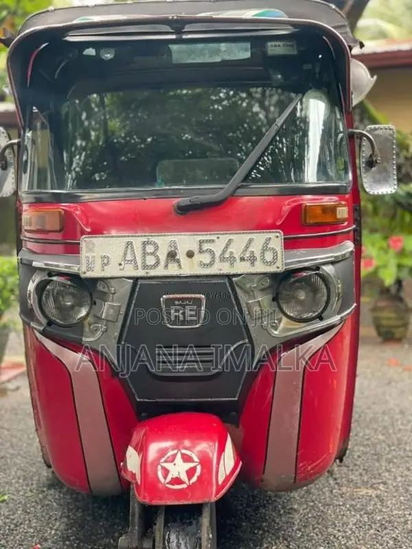 Bajaj RE 205 2015 Three Wheel (Used)