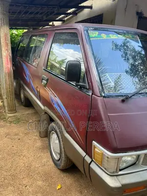 Toyota CR26 1983 Van (Used)