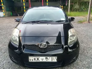 Toyota Vitz 2008 Car (Used)