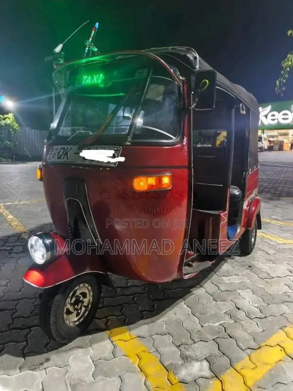 Bajaj 4 Stroke 2008 Three Wheel (Used)