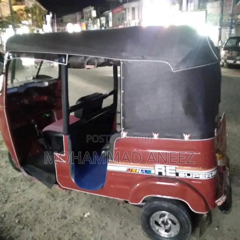 Bajaj 4 Stroke 2008 Three Wheel (Used)