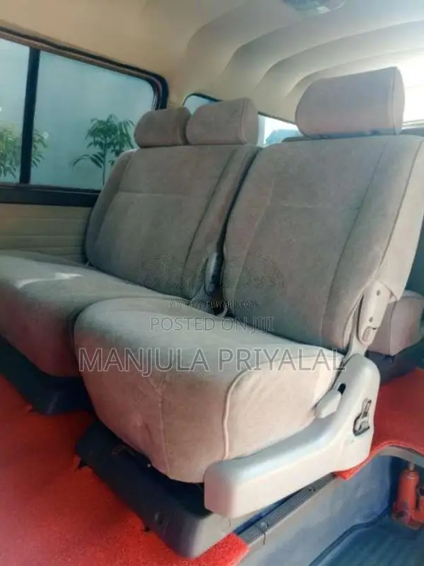 Nissan Caravan 1995 Van (Used)
