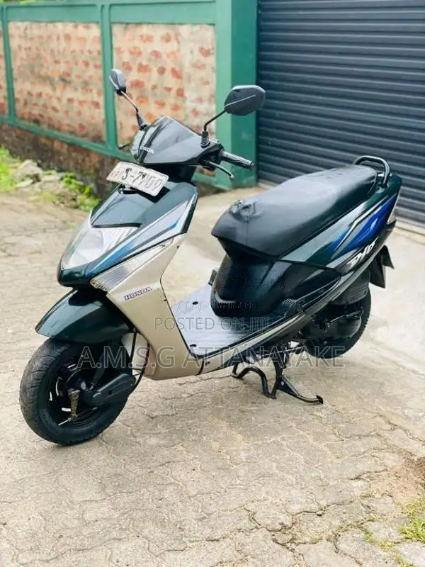Honda Dio 100 2010 Motorbike (Used)