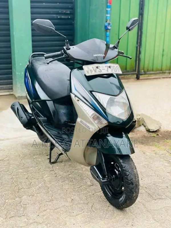 Honda Dio 100 2010 Motorbike (Used)