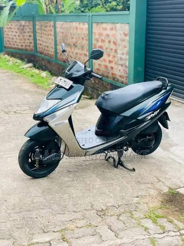 Honda Dio 100 2010 Motorbike (Used)