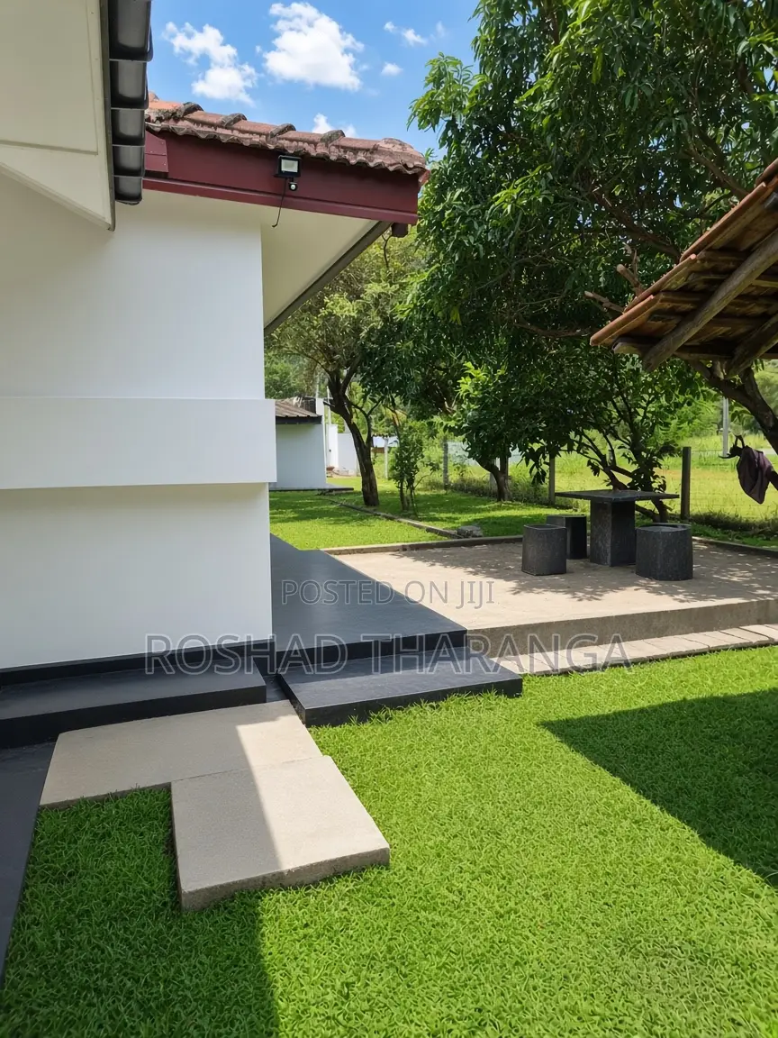 6bdrm House in Kurunegala City for sale