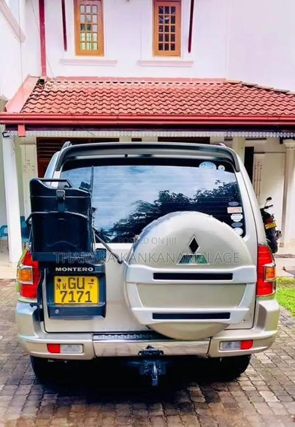 Mitsubishi Montero V6 2002