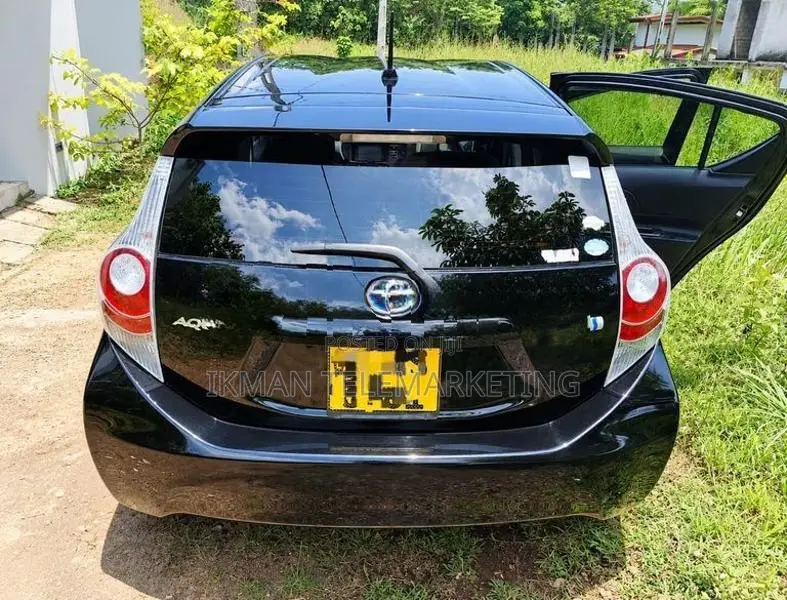 Toyota Aqua 2014