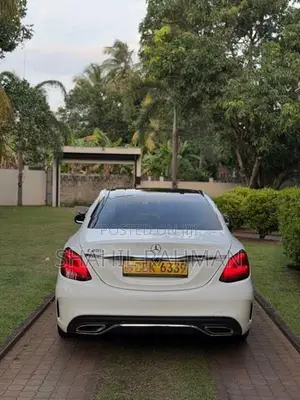 Mercedes Benz C200 Plus 2019