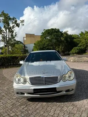Mercedes Benz C200 2001