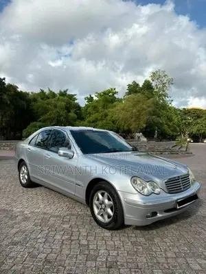 Mercedes Benz C200 2001