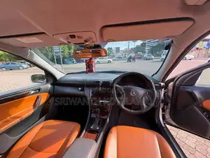 Mercedes Benz C200 2001