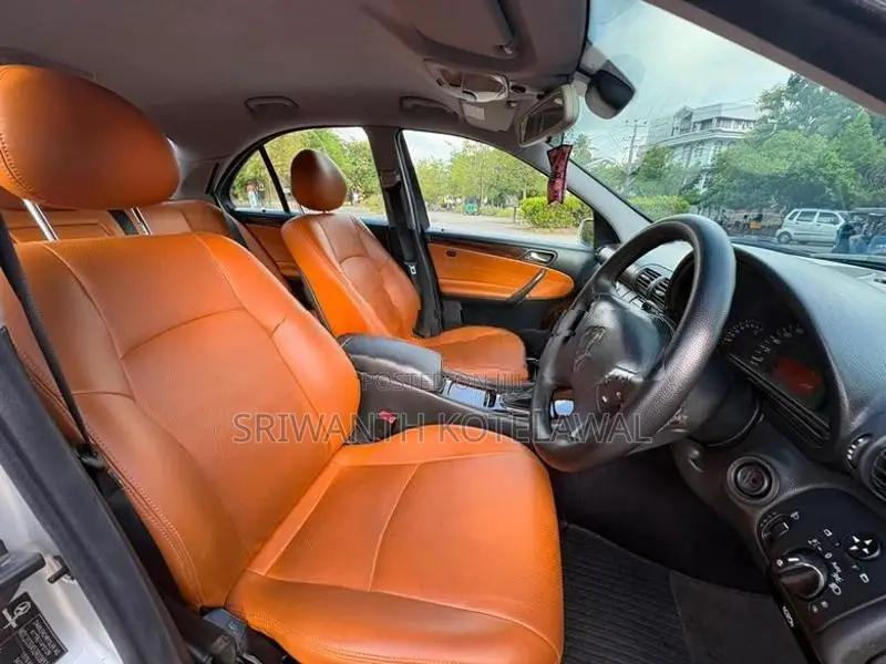 Mercedes Benz C200 2001