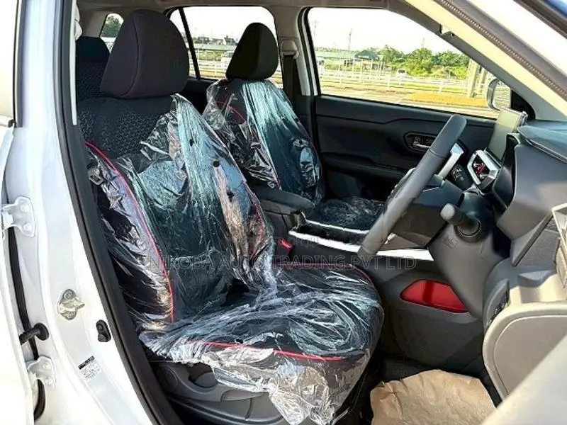 Toyota Raize Z Hybrid Autoparking 2025