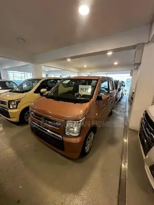 Suzuki Wagon R FX Petrol Safety 2025