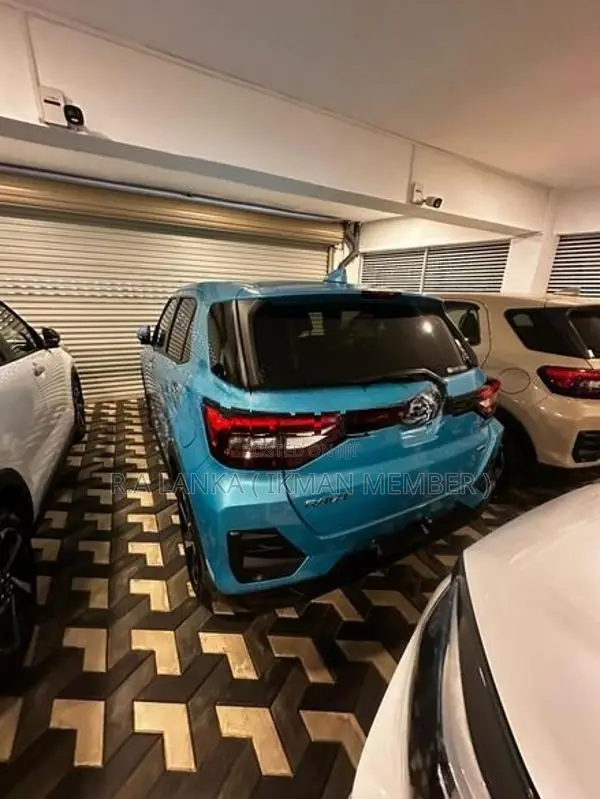 Toyota Raize Z Hybrid 2025