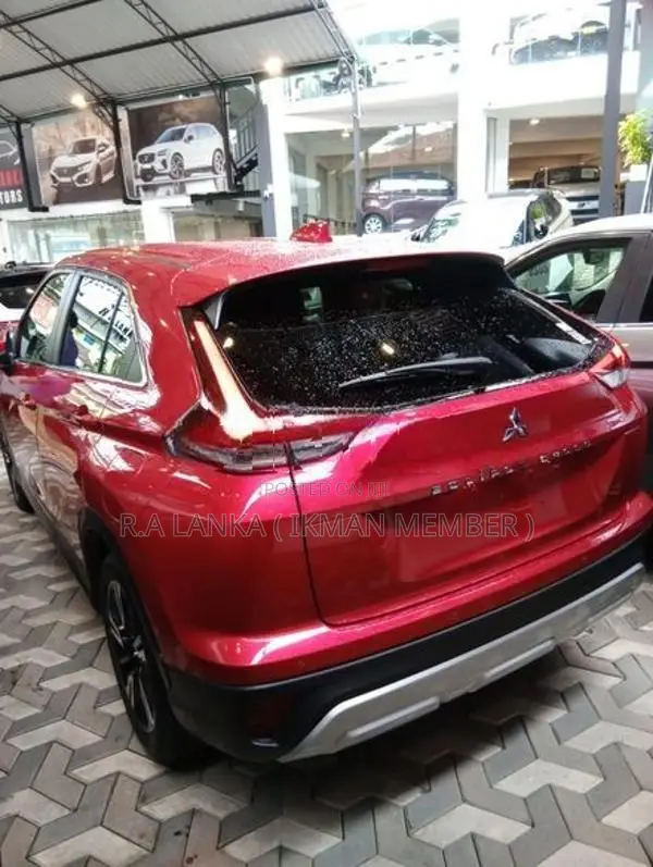 Mitsubishi Eclipse Cross G GRADE 2025