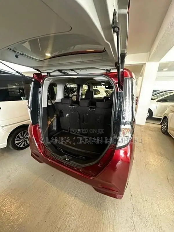 Toyota Roomy Custom G 2024