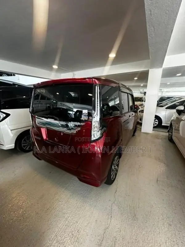 Toyota Roomy Custom G 2024