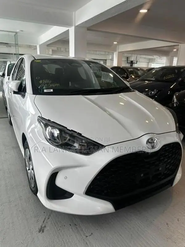 Toyota Yaris X Grade 2024