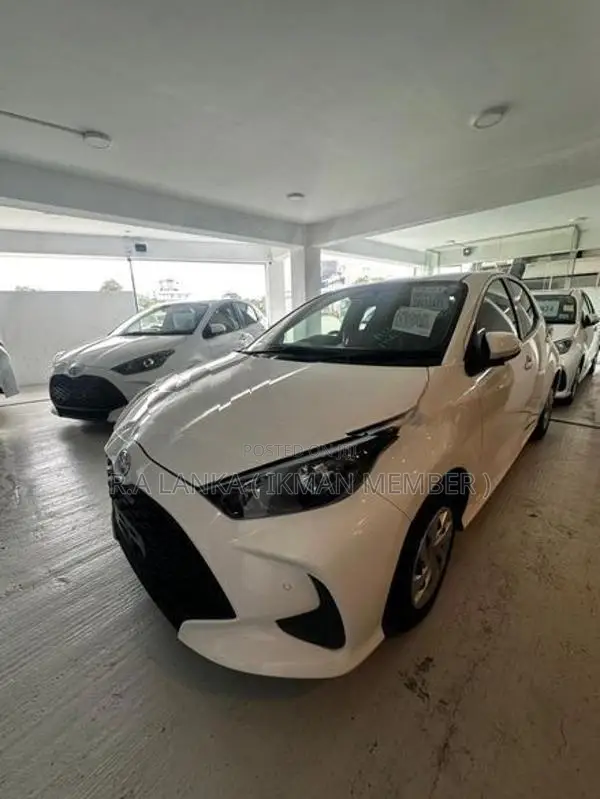 Toyota Yaris X Grade 2024