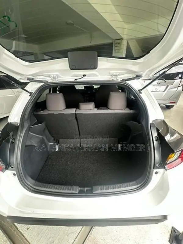 Toyota Yaris X Grade 2024