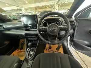 Toyota Yaris G GRADE 2023