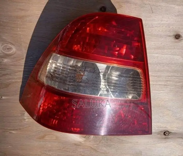 Toyota Corolla NZE 121 Tail Light