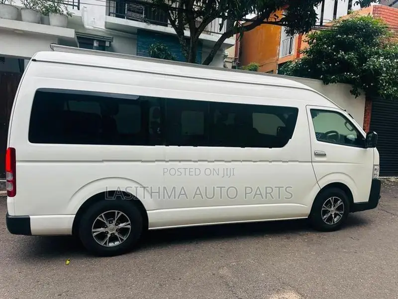 Hire A/C Van With Driver For Your Sri Lanka Tour