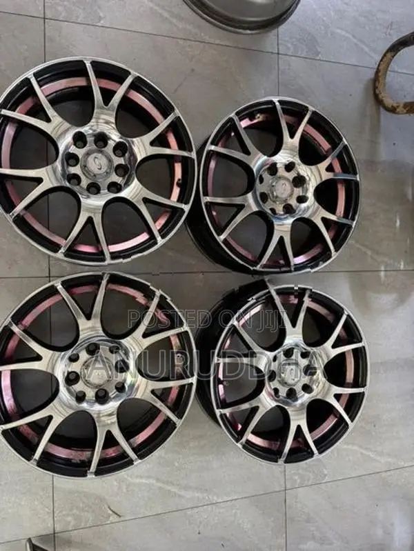 15” Alloy Wheels