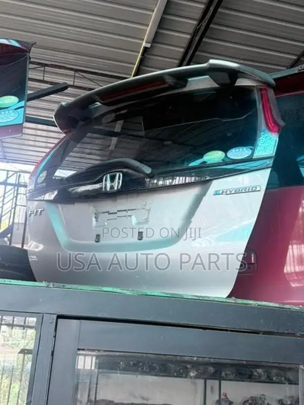 Honda Fit Gp5 S Grade Dicky Door
